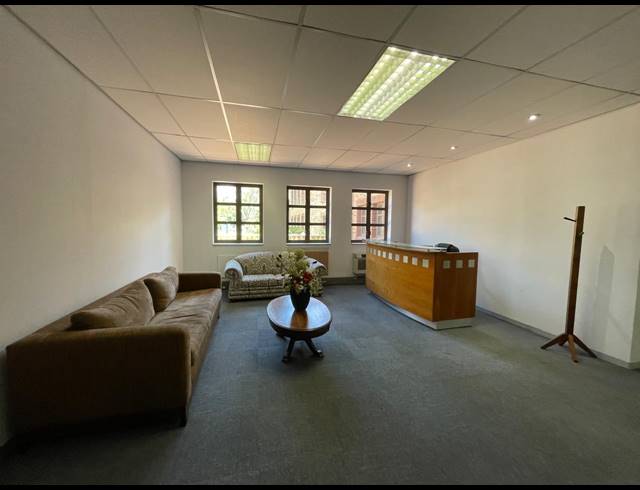 313M² OFFICE TO LET IN RIVONIA